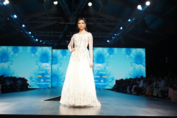 Mode Éthique et Luxe : Découvrez des Choix Écoresponsables qui Font la Différence